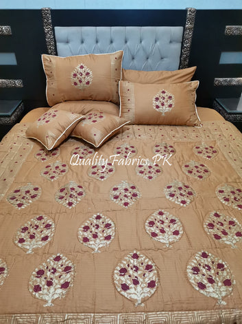 CS-679: Bridal 8 Piece Comforter Set (Block Printing & Premium Quality Cotton Satin)