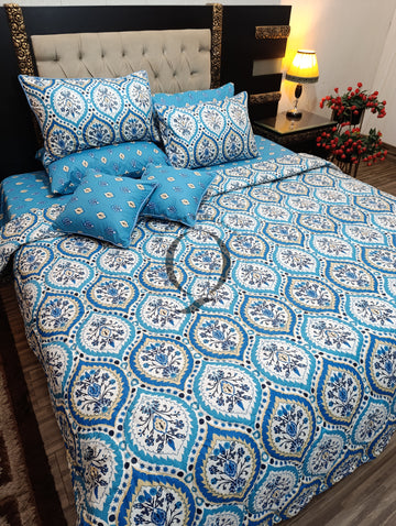 CS-776: 8 Piece Comforter Set