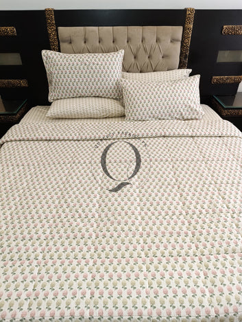 CS-784: Piece Comforter Set